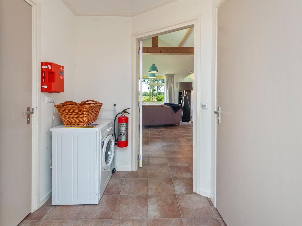 Hoogzand Enticing Holiday Home In Eastermar Near Burgumer Mar Lake מראה חיצוני תמונה